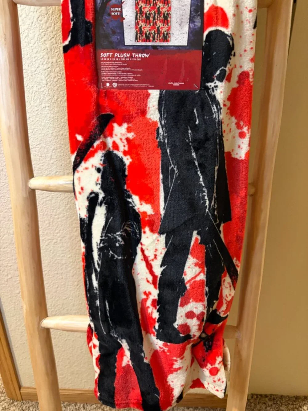 Friday the 13th Jason Voorhees Horror Plush Throw Blanket 50x70 NWT
